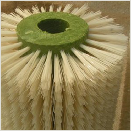 Roller brush
